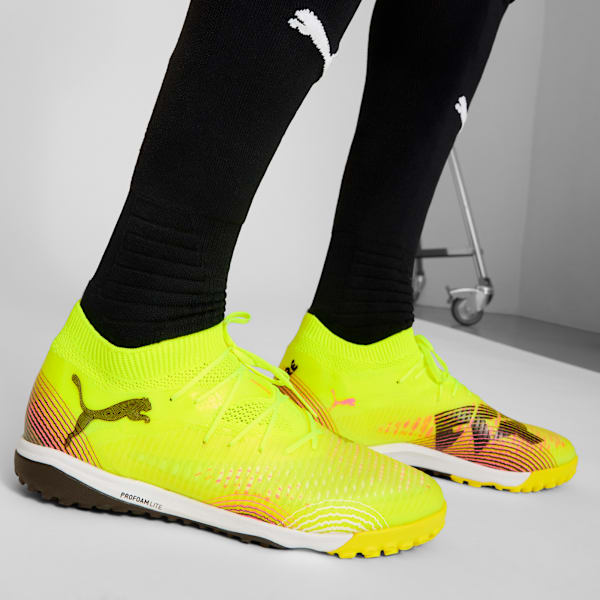 FUTURE 8 PRO Cage Men's Soccer Cleats, Yellow Alert-PUMA Black-Sun Struck, extralarge