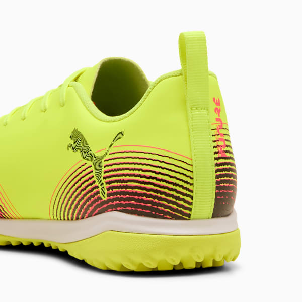 キッズ フューチャー 8 プレイ TT ＋ ミッド サッカー トレーニングシューズ 20-24cm, Yellow Alert-PUMA Black-Sun Struck, extralarge-JPN