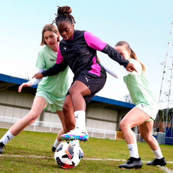 FUTURE 8 ULTIMATE FG Soccer Cleats Women, PUMA White-Fizzy Apple-Bright Aqua-Pure Magenta, extralarge