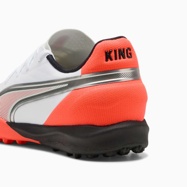 KING MATCH TT Football Boots Youth, PUMA White-Glowing Red-PUMA Black-PUMA Silver, extralarge-GBR