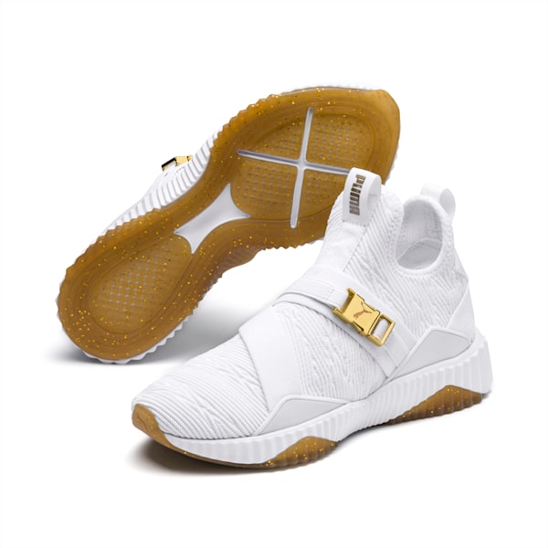 Zapatos deportivos Defy  Varsity Mid para mujer, Puma White-Metallic Gold