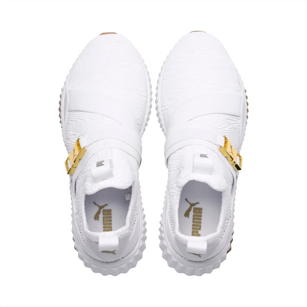Tenis para mujer Defy Varsity Mid, Puma White-Metallic Gold, extralarge