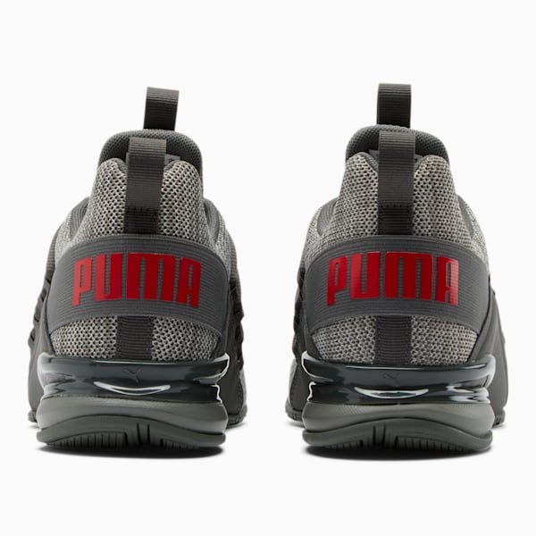 Puma momenta red store