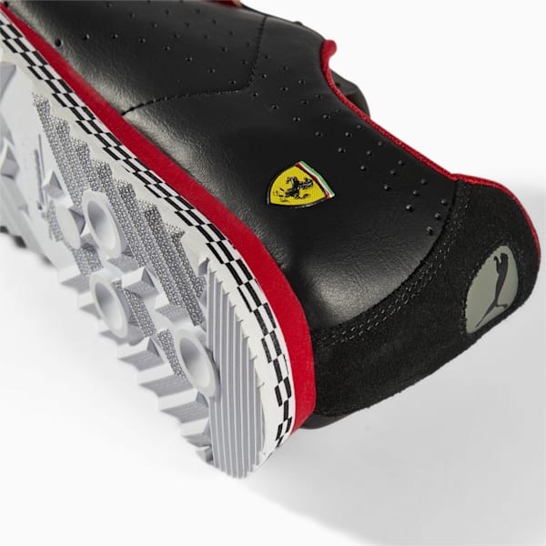 Scuderia Ferrari Low Racer Unisex Sneakers, Puma Black-Puma White, extralarge-IND