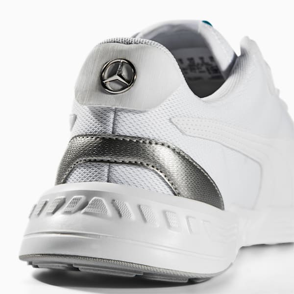 Mercedes AMG Petronas F1 Tiburion Sneakers, Puma White-Spectra Green, extralarge-IND