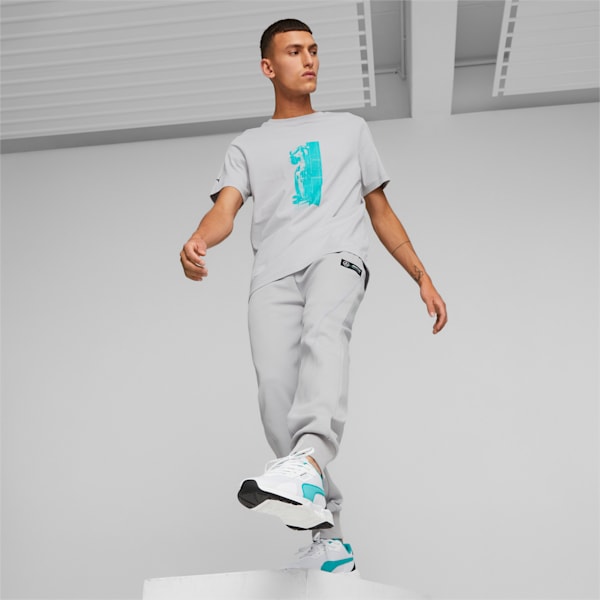 Mercedes AMG Petronas F1 Tiburion Sneakers, PUMA White-Spectra Green-PUMA Black, extralarge-IND
