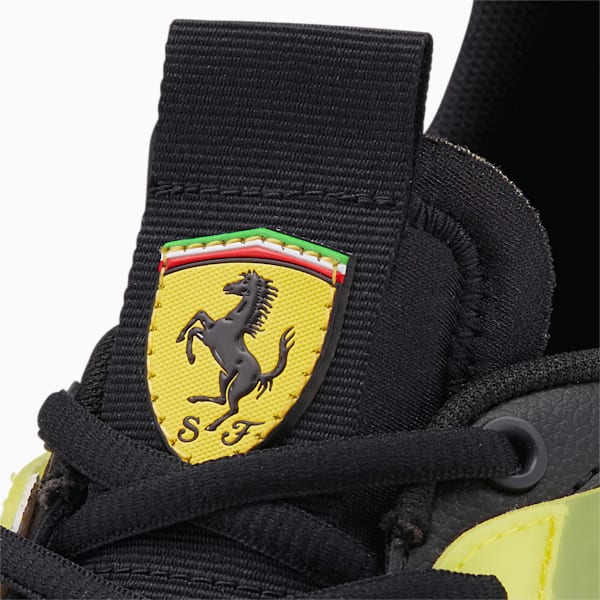 Zapatos de automovilismo Scuderia Ferrari TRC Blaze, Puma Black-Puma White-Blazing Yellow, extralarge