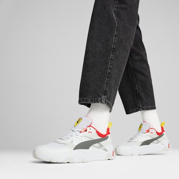 Tenis hombre Scuderia Ferrari Trinity, PUMA White-Rosso Corsa, extralarge