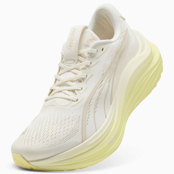 Tenis de correr MagMax NITRO para hombre, Warm White-Gold Moon, extralarge