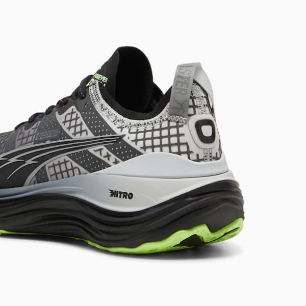 Chaussures de course à pied hydrofuges ForeverRun NITRO™ Femme, PUMA Black-Glacial Gray-Fizzy Apple, extralarge