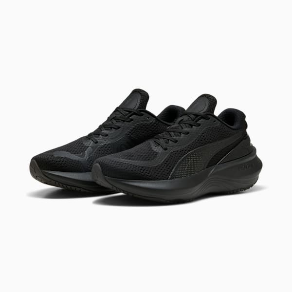 Black PUMA running trainers with a mesh upper and cushioned sole unit.