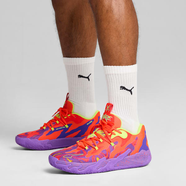 Tenis de baloncesto MB.03 Lo Lava, Purple Glimmer-Red Blast, extralarge