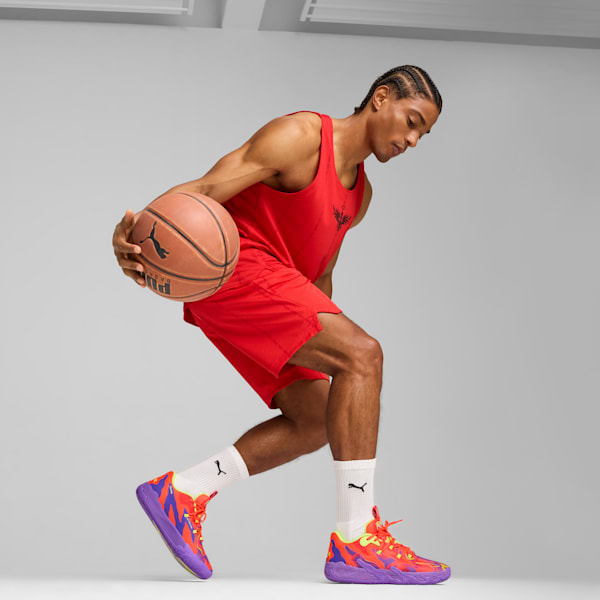 Tenis de baloncesto MB.03 Lo Lava, Purple Glimmer-Red Blast, extralarge