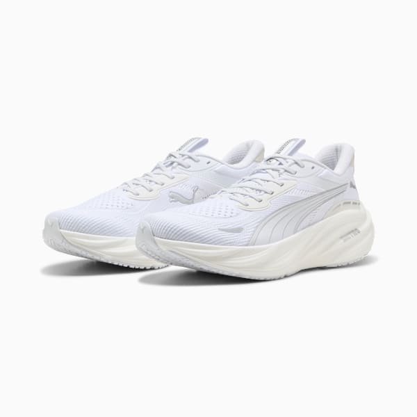 Magnify NITRO™ 3 Running Shoes Men, PUMA White-Warm White, extralarge