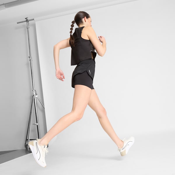 Tenis de running Softride Harli Hybrid Skins para mujer, Warm White-Desert Dust, extralarge