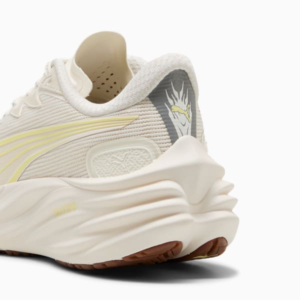 Velocity NITRO™ 4 Running Shoes Women, Warm White-Gold Moon, extralarge