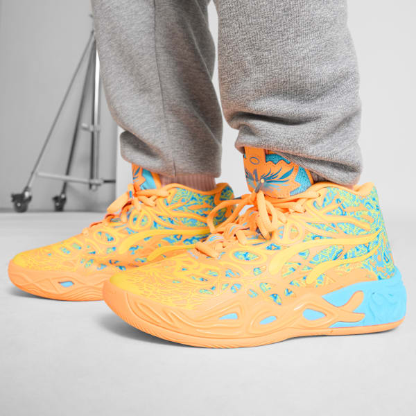 MB.04 Graffiti Basketball Shoes Big Kids, Bright Aqua-Heat Fire, extralarge