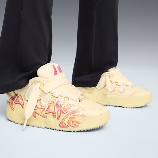 LaFrancé Airbrush Sneakers Big Kids, Creamy Vanilla-Desert Dust, extralarge