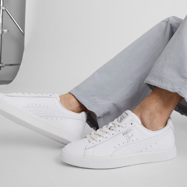 Tenis para hombre Clyde Core Foil, Puma White-Puma Silver, extralarge