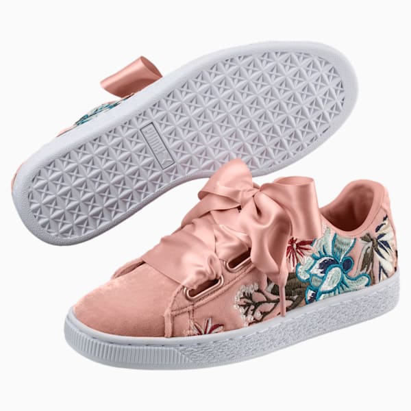 Basket Heart Hyper Embroidery Women's Shoes, Peach Beige, extralarge-IND