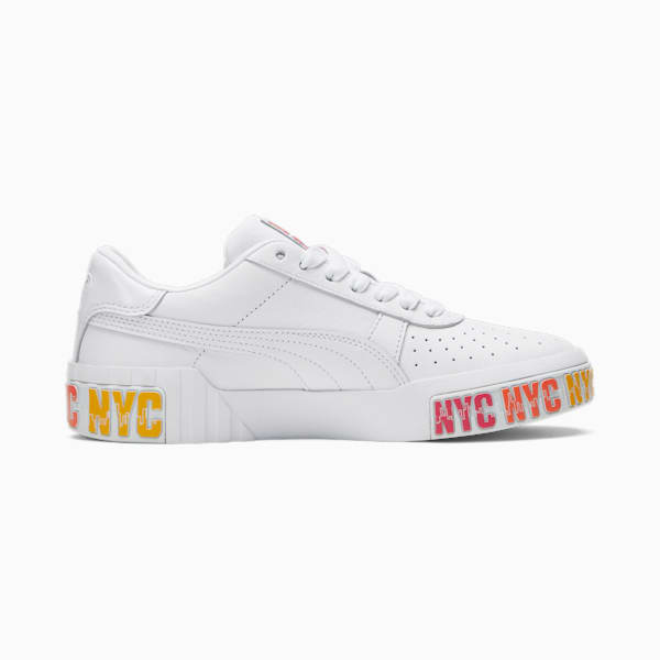 Zapatos deportivos PUMA NYC Cali Bold para mujer, PUMA White-For All Time Red, extragrande