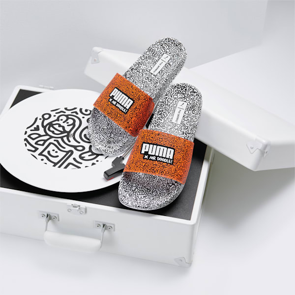 PUMA x MR DOODLE Leadcat 20 Men's Slides, Puma White-Puma Black-Dragon Fire, extralarge