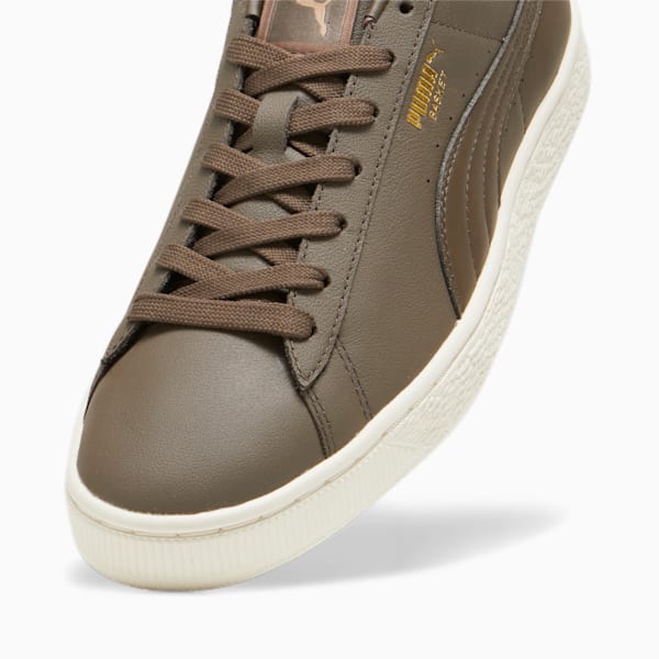 Basket Classic XXI Men's Sneakers, Chocolate-Chocolate-PUMA Gold, extralarge-IND