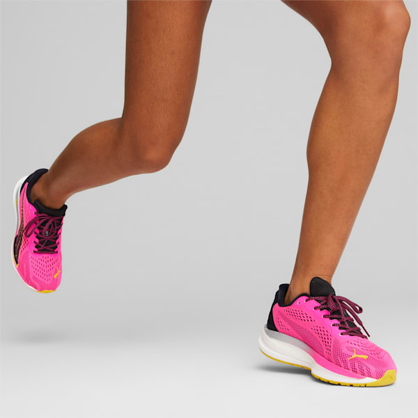 Magnify NITRO Surge Running Shoes Women, Ravish-PUMA Black-Fresh Pear, extralarge-GBR