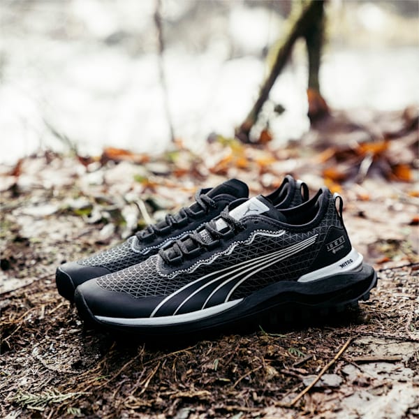 メンズ GORE-TEX ヴォヤージ ニトロ 2 ランニングシューズ, Puma Black-Metallic Silver