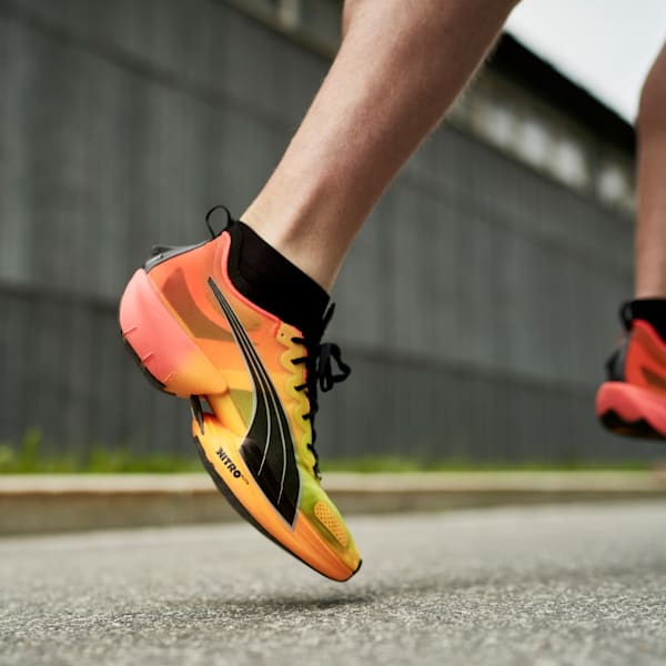 Tenis para correr para hombre Fast-R NITRO Elite Fireglow, Sun Stream-Sunset Glow-Puma Black, extralarge