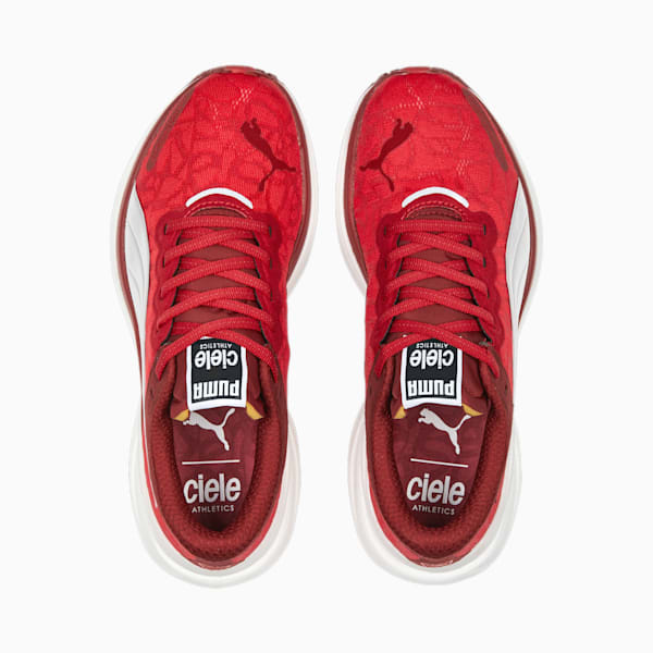 ウィメンズ PUMA x CIELE ディヴィエイト ニトロ 2 ランニングシューズ, Vibrant Red, extralarge-JPN