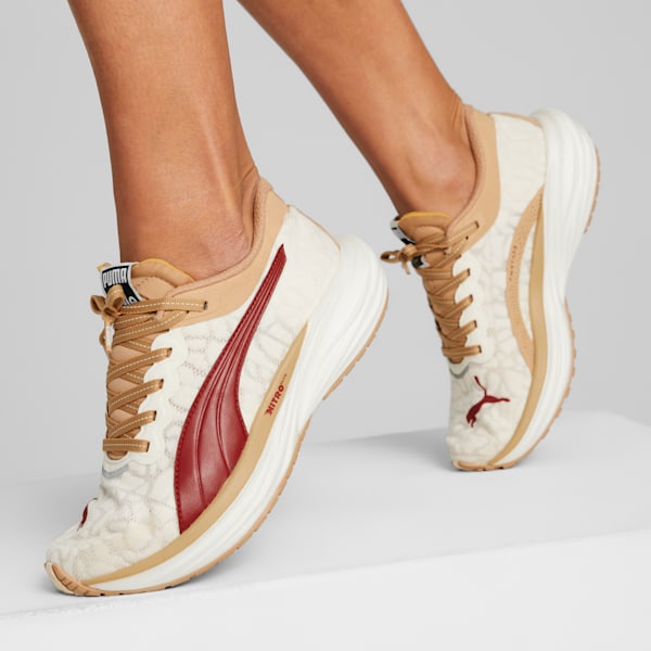 ウィメンズ PUMA x CIELE ディヴィエイト ニトロ 2 ランニングシューズ, Dusty Tan, extralarge-JPN