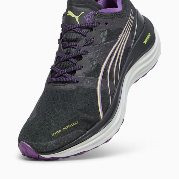 Tenis para correr ForeverRun NITRO™ WTR para mujer, PUMA Black-Purple Pop-Yellow Burst, extralarge