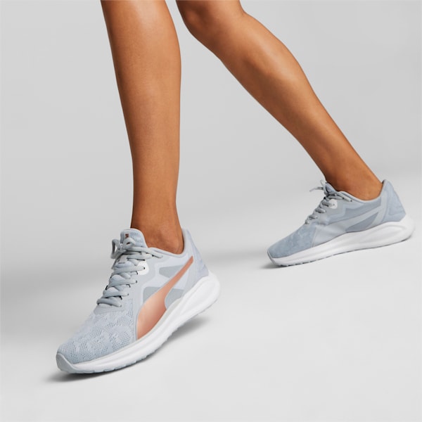 Twitch Runner Metallic Women's Running Shoes, Platinum Gray-Copper Rose, extralarge-AUS