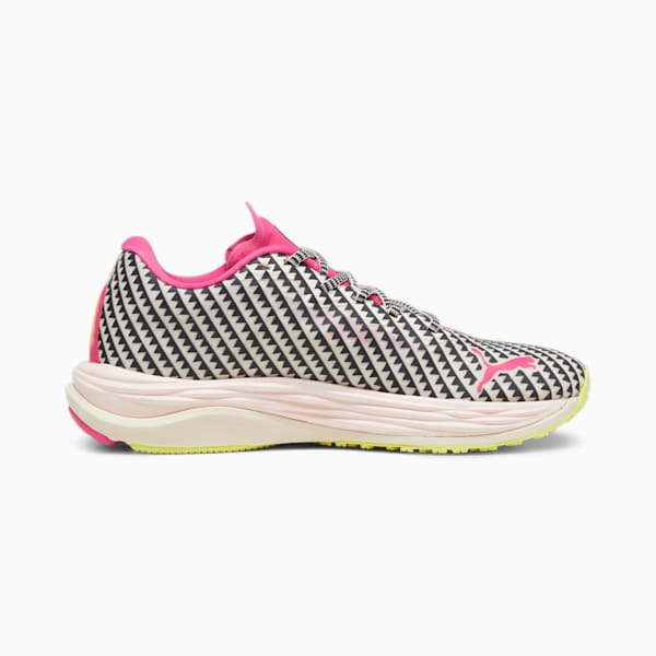 ウィメンズ PUMA x LEMLEM ヴェロシティ ニトロ 2 ランニングシューズ, Ghost Pepper-PUMA Black-Pink Glimmer, extralarge-JPN