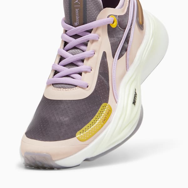 Tenis de entrenamiento para mujer PUMA x lemlem PWR NITRO™ SQD, Rose Quartz-Yellow Sizzle-Frozen Grape, extralarge