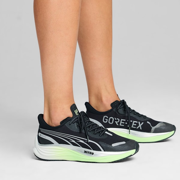 Tenis de correr Velocity NITRO™ 3 GTX para mujer, PUMA Black-PUMA Silver-Fizzy Apple, extralarge