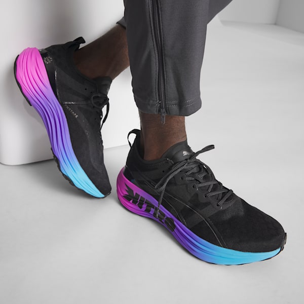 Tenis Running ForeverRun NITRO™ SUNSET para hombre, PUMA Black-Luminous Blue-Electric Orchid, extralarge