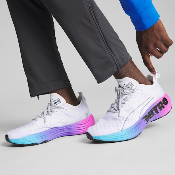 Tenis Running ForeverRun NITRO™ SUNSET para hombre, PUMA White-Luminous Blue-Electric Orchid, extralarge