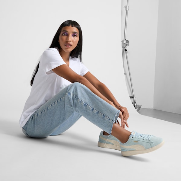 Vikky v3 Wide Sneakers Women, Frosted Dew-Alpine Snow-PUMA Gold, extralarge