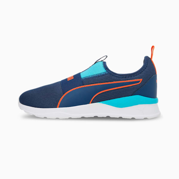 Hobbes Slip On Youth Sneakers PUMA