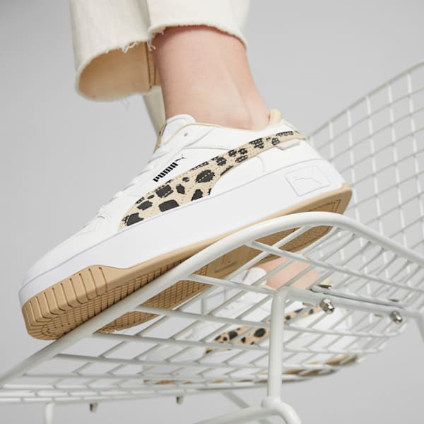 ウィメンズ カリーナ ストリート アニマル スニーカー, PUMA White-Granola-PUMA Black