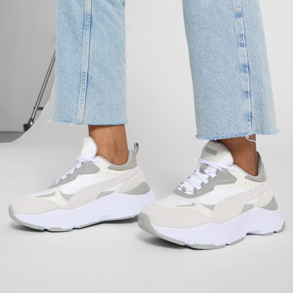 Tenis Cassia para mujer, PUMA White-Vapor Gray-Flat Light Gray, extralarge