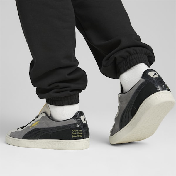 PUMA x STAPLE Suede 2 Unisex Sneakers, Flat Light Gray-Cool Dark Gray, extralarge-AUS