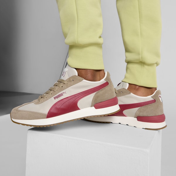 R78 Wind Nylon Men's Sneakers, Desert Dust-Intense Red-Oak Branch-Frosted Ivory, extralarge