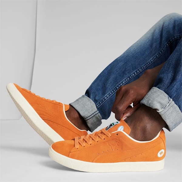Clyde ATL Sneakers, Bright Melon-Frosted Ivory, extralarge