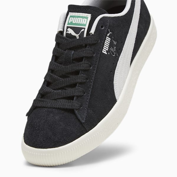 Clyde Hairy Suede Unisex Sneakers, PUMA Black-Frosted Ivory, extralarge-AUS