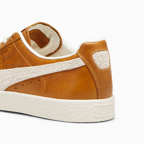 Clyde Paris Unisex Sneakers, Amber-Frosted Ivory, extralarge-IND