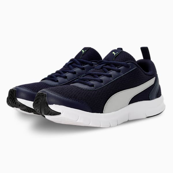 Youth sneakers on sale store