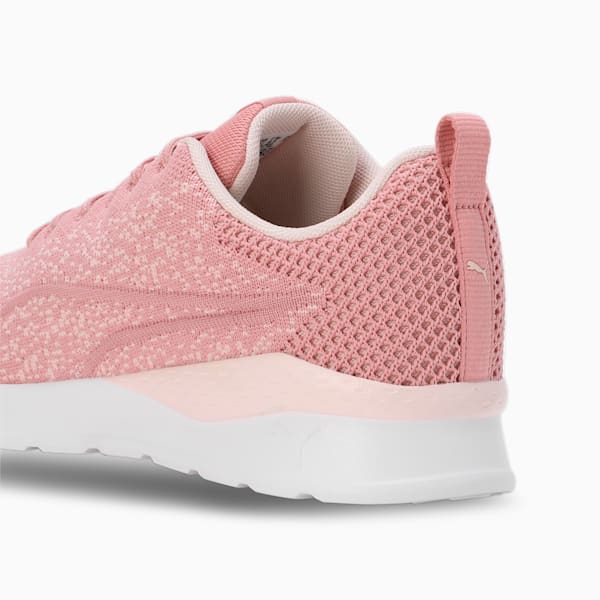 PUMA Lightstorm V1 Women's Sneakers, Future Pink-Frosty Pink, extralarge-IND